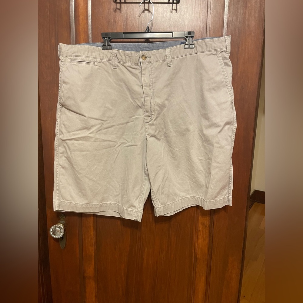 Ralph Lauren Gray Flat Front Shorts 46B 46G